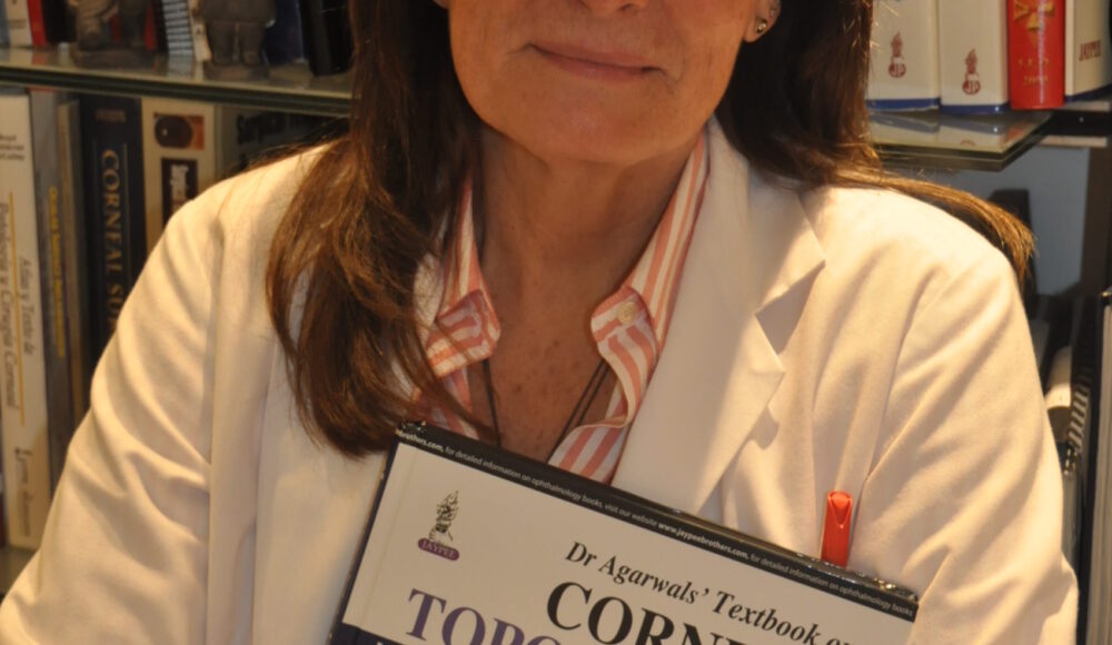 Colaboración científica del Instituto Oftalmológico Hoyos